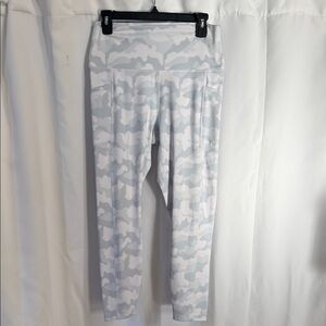 Camouflage Leggings - Light Gray and White